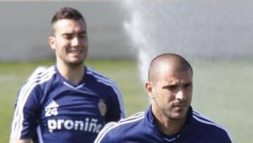 <b>ARANDA SEGUIRÁ JUGANDO TOCADO. </b>El malagueño será titular, aunque tiene molestias, ante un Osasuna en el que jugó entre 2009 y 2011: nueve goles en 49 partidos antes de irse al Levante.