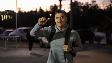 “Es uno de los mejores del fútbol chileno, pero está subvalorado; no sé si tiene representante...”