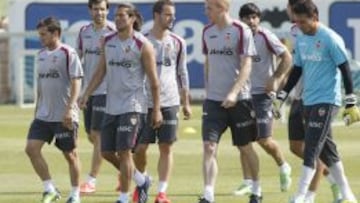 Entrenamiento grupo Valencia CF.