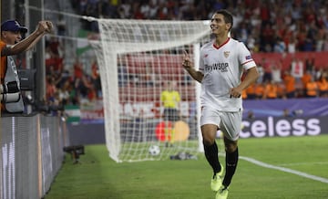 Alegría de Ben Yedder por el gol 2-0 para el Sevilla
