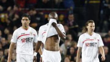 <b>PROBLEMA. </b>El Sevilla encaja más goles que nunca y ve frenada su recuperación.