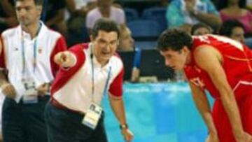 <b>QUIERE CONTINUAR</b>. Mario Pesquera seguiría al frente de la selección española si la Federación se lo pide, tras la buena imagen dada en los Juegos Olímpicos de Atenas.