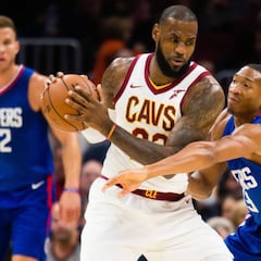 LeBron (39+14) rescata a los Cavs en el regreso de Calderón