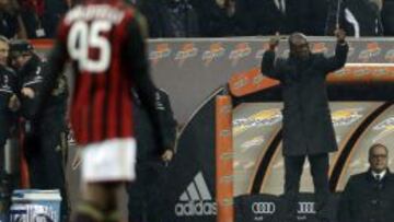 Seedor y, de fondo, Balotelli.