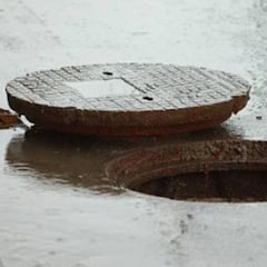 ¿Por qué las tapas de las alcantarillas son redondas y cuál es la razón matemática?