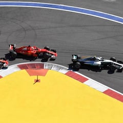 La FIA, a favor de Mercedes y Ferrari en su disputa con Liberty