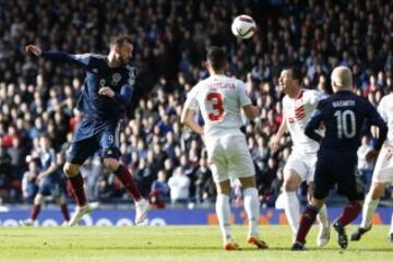 Escocia 6 - Gibraltar 1
Steven Fletcher