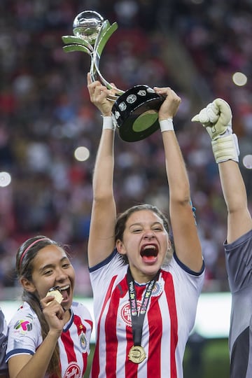 El triunfo y la emoción de Chivas Femenil Campeonas en imágenes