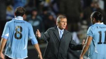 <b>TODO CONTROLADO. </b>T¨¢barez, dando ¨®rdenes en la semifinal.