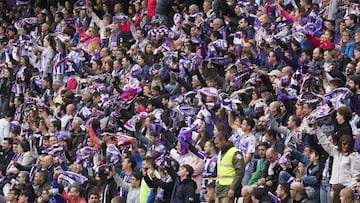 18/05/19 PARTIDO DE PRIMERA DIVISION REAL VALLADOLID - VALENCIA AFICIONADOS SEGUIDORES GRADA