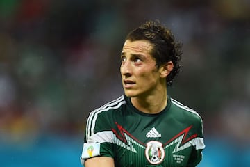 Guardado ha jugado en cuatro ediciones distintas de un Mundial, haciendo su debut contra Argentina en Alemania 2006.