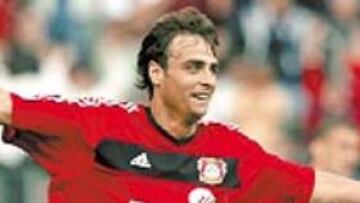 <B>BERBATOV</B>. Hoy le veremos ante los suecos, como uno de los mejores detalles del partido.