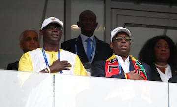 El presidente Senegalés Macky Sall estuvo presente en el palco de Otkrytie Arena.