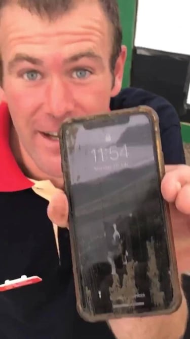 Este iPhone X sigue funcionando tras 6 días perdido en el mar