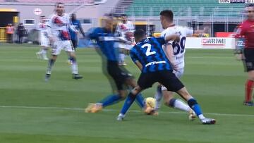 Pisotón: la jugada que condenó a Vidal ante Crotone