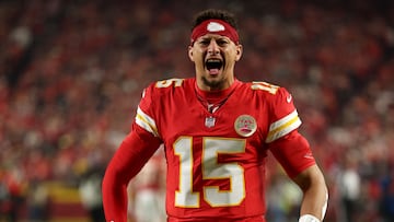 KANSAS CITY, MISSOURI - OCTOBER 27: Patrick Mahomes #15 of the Kansas City Chiefs reacts prior to the game against the Washington Commanders at Arrowhead Stadium on October 27, 2025 in Kansas City, Missouri. Jamie Squire/Getty Images/AFP (Photo by JAMIE SQUIRE / GETTY IMAGES NORTH AMERICA / Getty Images via AFP)