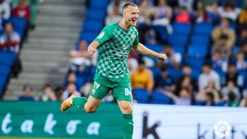 Aprobados y suspensos del Almería: la cabeza de Ely para el ascenso