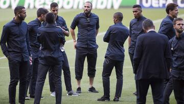 La Juve declinó la oportunidad de entrenarse en el Camp Nou y tras ejercitarse en Italia, dio un paseo por el estadio culé.