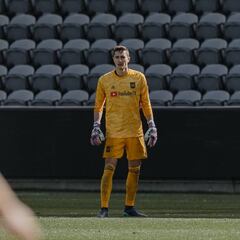 Pablo Sisniega se queda en LAFC y vuelve a juntarse con Vela