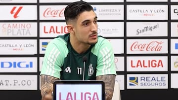 Álex Sancris, en rueda de prensa.