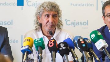 Mágico González durante su rueda de prensa en Cádiz.