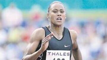 <b>EN HOLANDA. </b>Jones corrió en 2005 en Hengelo, único mitin que rompió el boicot europeo a la atleta.