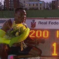 Madrid corona a Makwala... una amenaza para Van Niekerk