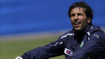 "España no debe temer a Italia, no temen a nadie. Casi siempre gana el más fuerte y lo son. Sin embargo, de vez en cuando ganan los mejores y nos deja algo de esperanza", explica.