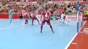 ¡Ricardinho! ¡Ricardinho! ¡Ricardinho! Golazo de rabona para la historia