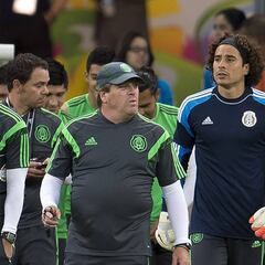 Guillermo Ochoa cuenta como se enteró de que iba a ser titular en la Copa del Mundo 2014