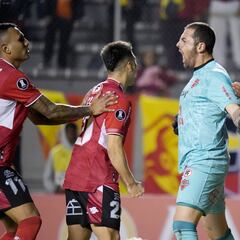 El penal con que Nicola Pérez mantuvo con vida a Ñublense