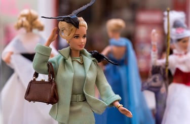 ?Cundo sali a la venta la primera Barbie, cunto cost y cuntos ejemplares se vendieron?