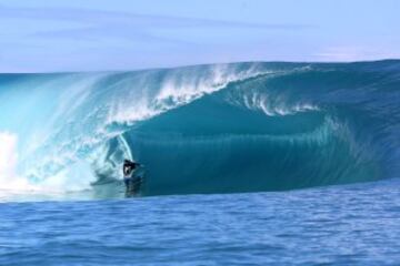 Se está rodando en Teahupoo el remake del clásico de 1991 'Point Break' o más conocido en España como 'Le llaman Bodhi'. La película de acción estadounidense está siendo dirigida por Ericson Core y protagonizada por Edgar Ramírez, Luke Bracey, Teresa Palmer y Ray Winstone.