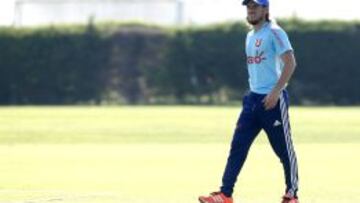 Beccacece camina a sus anchas en el Centro Deportivo Azul.