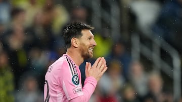 Lionel Messi está a solo un tanto de alcanzar los 900 goles oficiales en su carrera profesional. El capitán argentino podría lograr la histórica cifra en su próximo partido con Inter Miami y seguir ampliando su legado en el fútbol. Chris Carter/Getty Images/AFP (Photo by Chris Carter / GETTY IMAGES NORTH AMERICA / Getty Images via AFP)