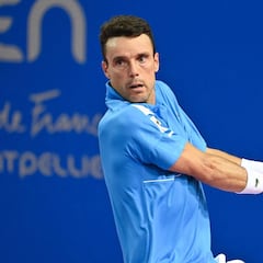 Bautista arranca sin dudas y Pedro Martínez no frena