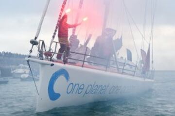 Didac Costa celebra la llegada a Les Sables-d'Olonne, al Oeste de Francia. 