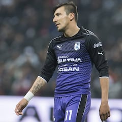 ¿Bronca entre compañeros? Benítez se calentó con Trejo