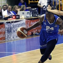 El Avenida arrolla al Girona y casi se asegura el liderato