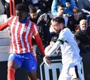 Dani Aquino penaliza las malas acciones defensivas del Atleti B