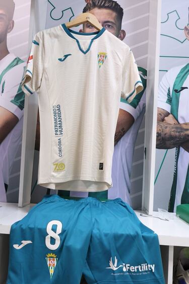 La posible alineación del Córdoba en Los Cármenes