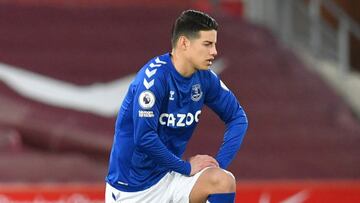 James Rodr&iacute;guez durante un partido con Everton.