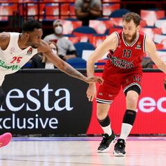 El Armani suda para poner el 2-0