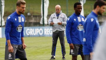 18/10/19 ENTRENAMIENTO DEL DEPORTIVO DE LA CORU&Ntilde;A 
 
 LUIS CESAR 