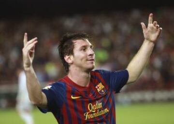 17-08-2011: El FC Barcelona ganó 3-2 al Real Madrid en el partido de vuelta de la Supercopa, en el que Leo Messi fue el gran protagonista, al anotar dos goles y dar el pase de gol en el tanto logrado por Iniesta. Por el Real Madrid, anotaron Cristiano Ronaldo y Benzema.