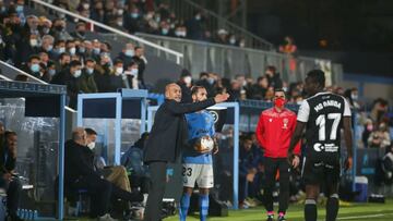 Paco Jémez da instrucciones durante un partido del Ibiza.