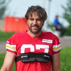 Kansas City Chiefs training camp fight: Travis Kelce role reversal is complete