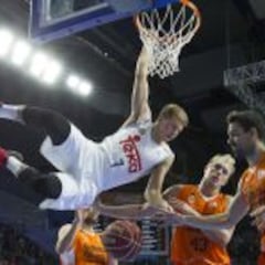 "Doncic tiene cosas de Kukoc, Bodiroga, Petrovic, Teodosic..."