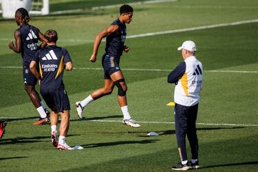 Ancelotti: ¡°Tengo equipo para competir contra cualquiera¡±