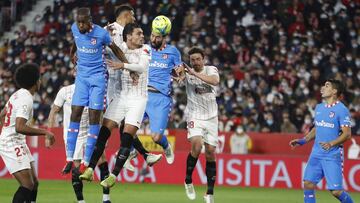 Felipe marca en el Sevilla-Atlético de la primera vuelta